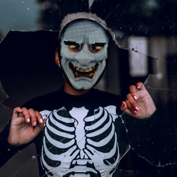 FACE TRANSFORMING LED MASK - APP CONTROLLED - RECHARGEABLE
